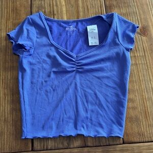 Hollister shirt size small NWT